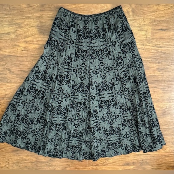 J. Jill Dresses & Skirts - J Jill Grey Flocked Print Skirt Midi Maxi 90s y2k Goth Dark Romance Size 8